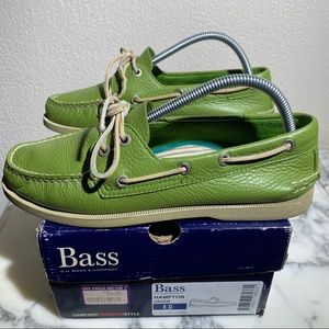 Bass Hampton Leather Boat Shoes GREEN Size 8 D w/ Original Box - MINT G.H. Bass